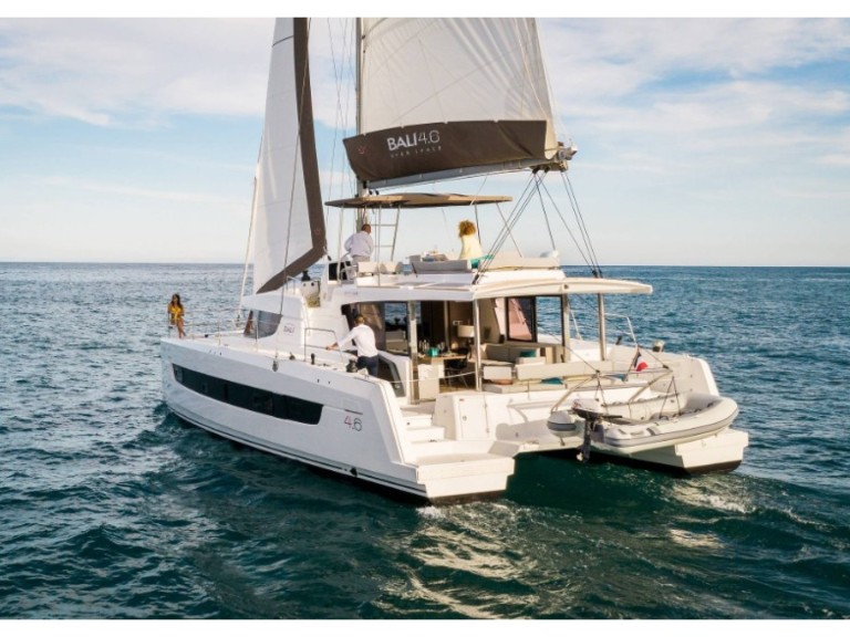 Catamaran rental with or without captain Bali Lefkáda