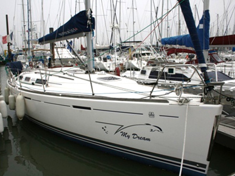 Dufour Dufour 365 Grand Large charter bareboat or captained in  Yerseke