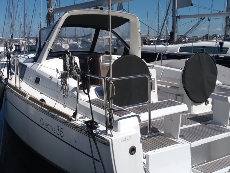 Sailboat rental with or without captain Bénéteau Yerseke