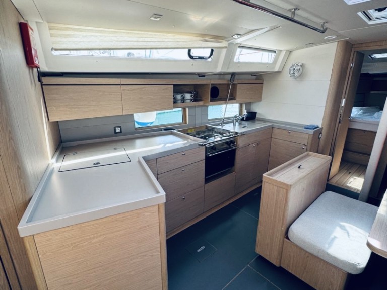 Sailboat rental in Novi Vinodolski - Bénéteau Oceanis 46.1