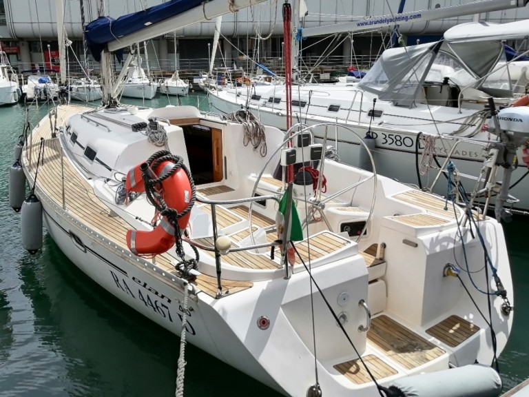 Sailboat rental with or without captain Elan Genova