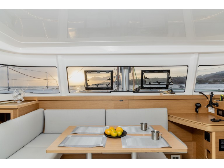 Rent a Excess Excess 11 Ribishi