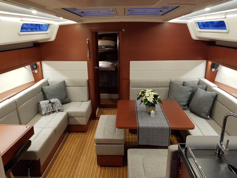 Sailboat rental with or without captain Hanse Eidkjosen