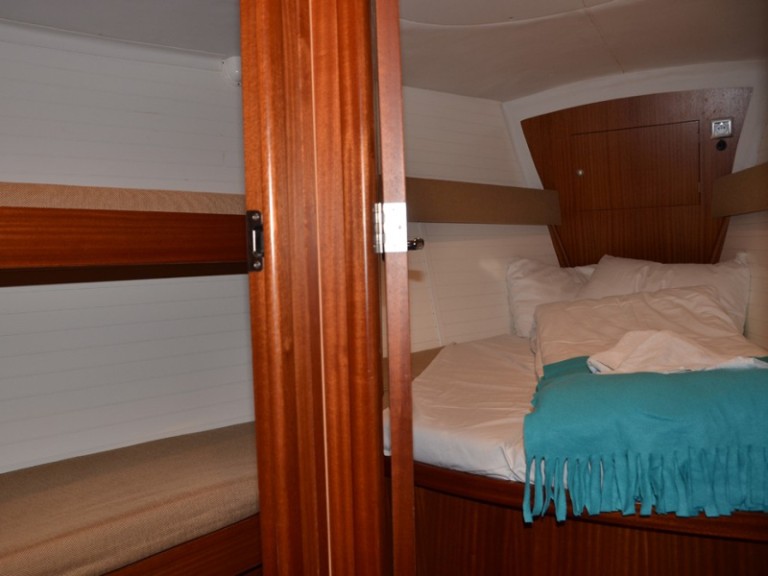 Bareboat Rental Sailboat Delphia with a boat licence