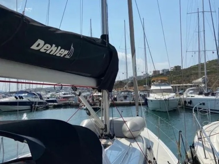Dehler Dehler 38 SQ charter bareboat or captained in  Lávrio
