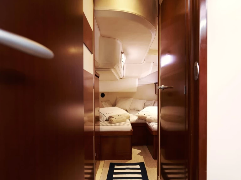 Hanse Hanse 540 E charter bareboat or captained in  Lávrio