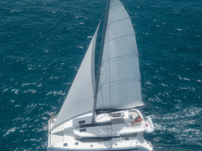 Yacht charter Antigua cheap Leopard 50