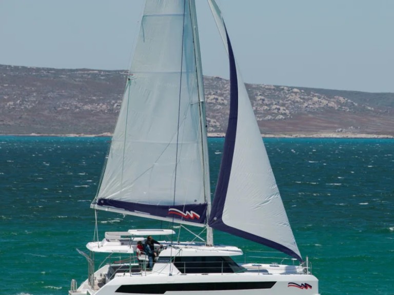 Rent a Leopard Leopard 42 Marina (City)