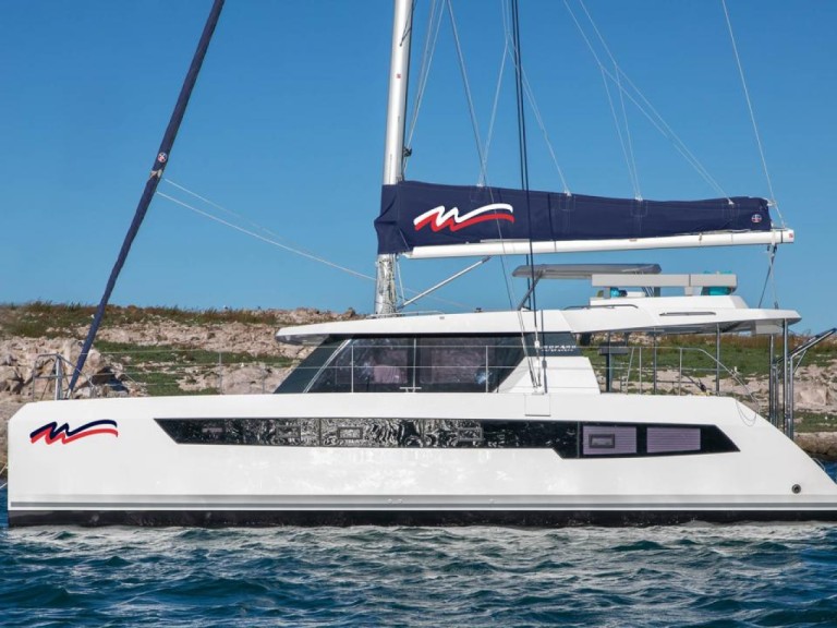 Yacht charter Antigua cheap Leopard 42
