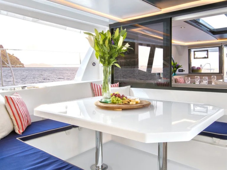 Catamaran rental in Road Town - Leopard Leopard 45