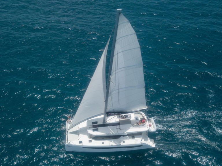 Catamaran rental in Eden Island - Leopard Leopard 50