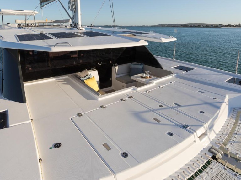 Boat rental Leopard Leopard 50 in Oyster Pond on Samboat