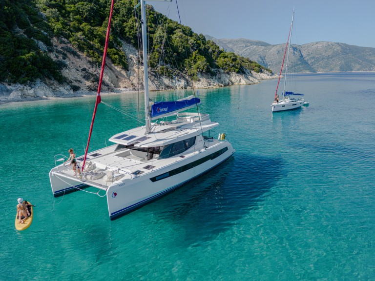 Catamaran rental in Dubrovnik - Leopard Leopard 45
