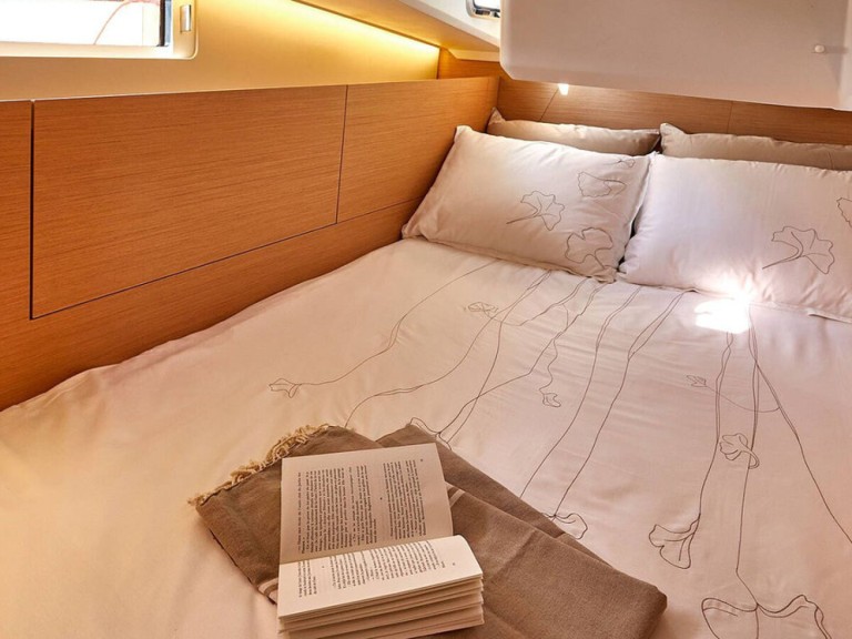 Jeanneau Sun Odyssey 410 charter bareboat or captained in  Antigua