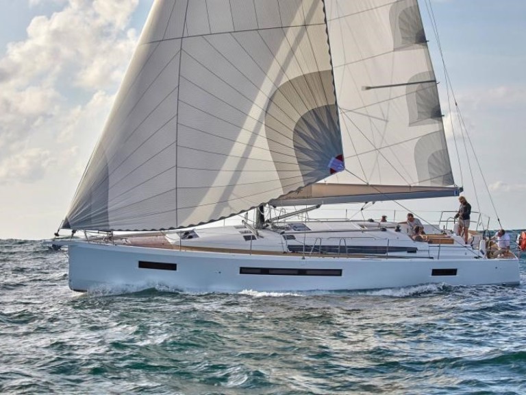 Yacht charter Cannigione cheap Sun Odyssey 490