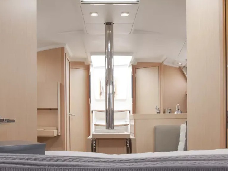 Boat rental Bénéteau Oceanis 35 in Furnari on Samboat