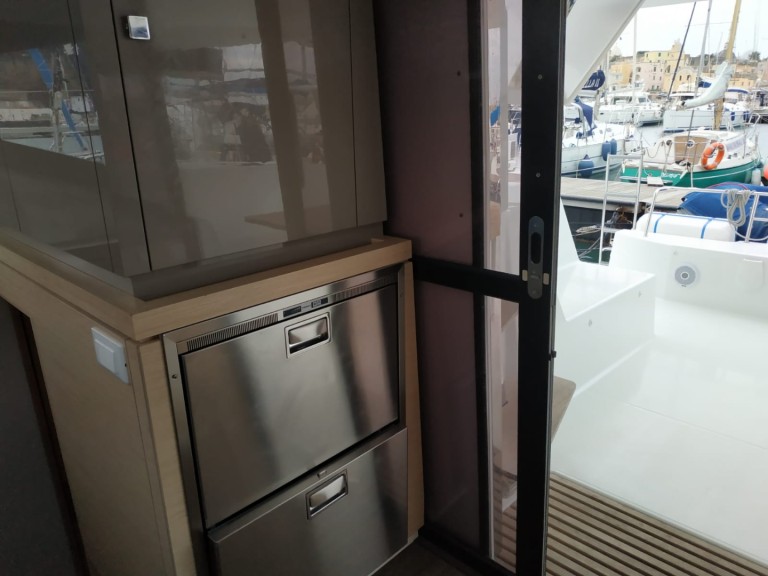 Catamaran rental with or without captain Fountaine Pajot Procida