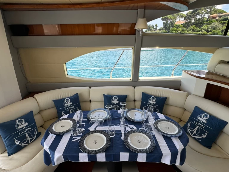 Boat rental Azimut Azimut 52 Fly in Porto Santo Stefano on Samboat