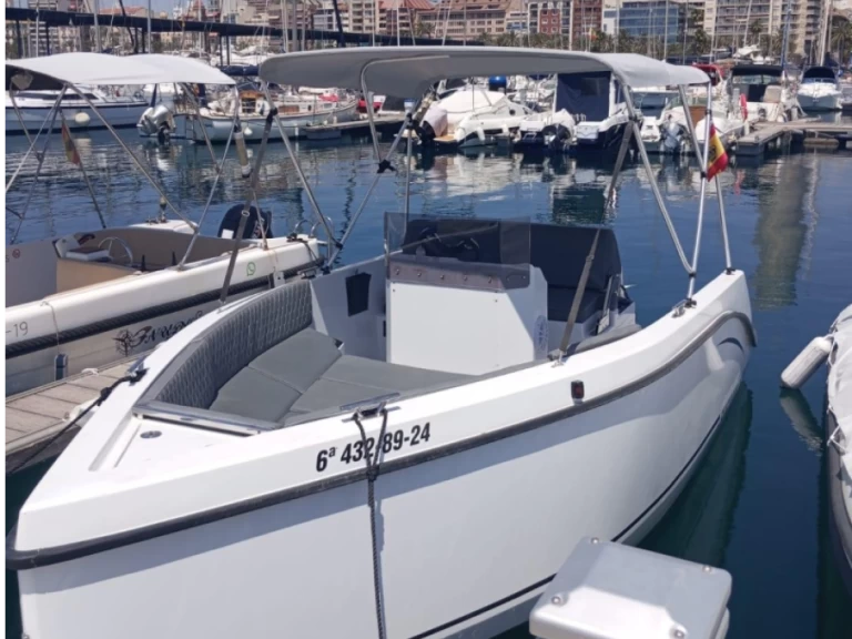 Yacht charter Alicante cheap Crimat Silver 560