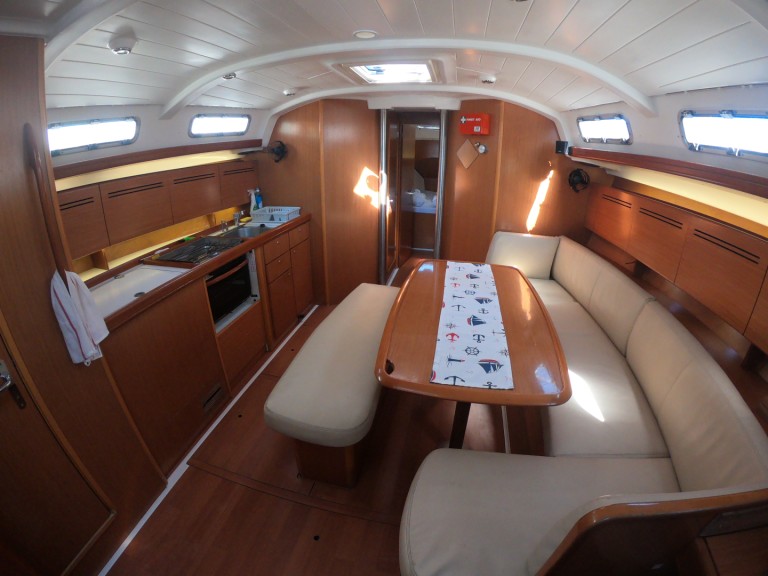 Rent a Bénéteau Cyclades 43.4 Gümbet