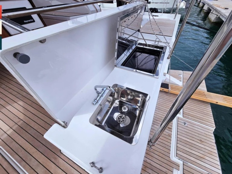 Yacht charter Palermo cheap Dufour 470
