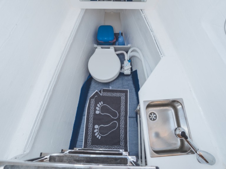 Lagoon Lagoon 450 Fly "ALKYONE" charter bareboat or captained in  Volos