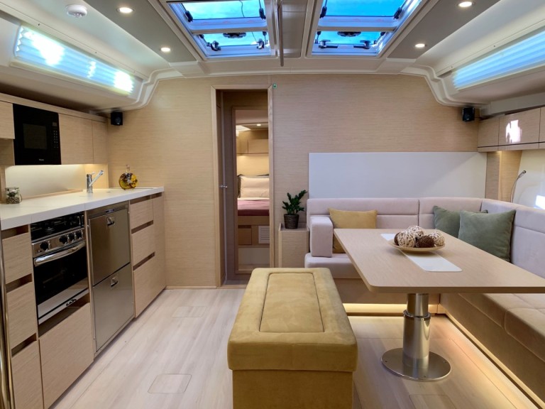 Yacht charter Sami cheap Hanse 508