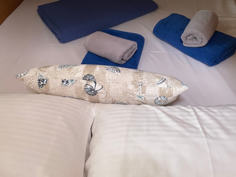 Jeanneau Sun Odyssey 509 charter bareboat or captained in  Kavála