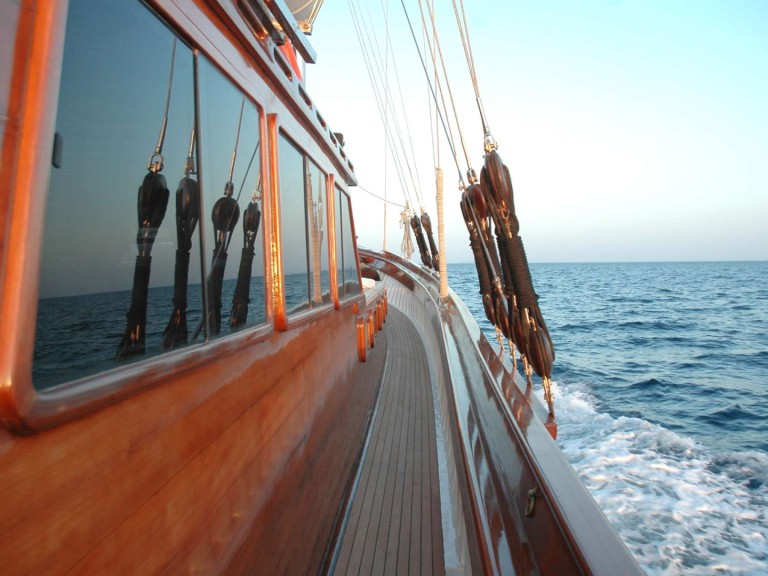 Yacht charter Alimos cheap Custom Motor Sailer 124'