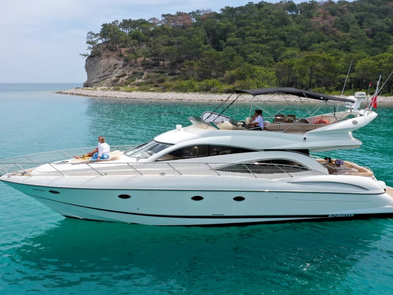Luxury Yacht rental in Kemer - Sunseeker Sunseeker Manhattan 56