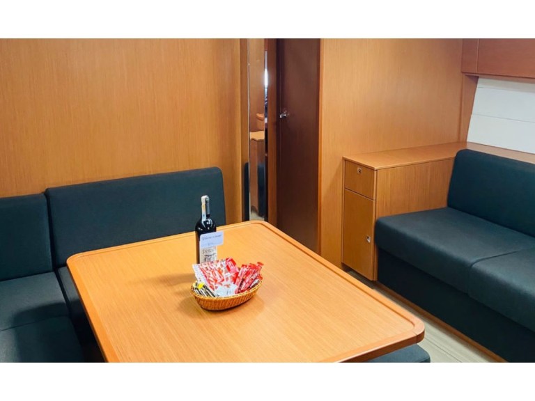 Bavaria Bavaria C50 in Göcek on SamBoat