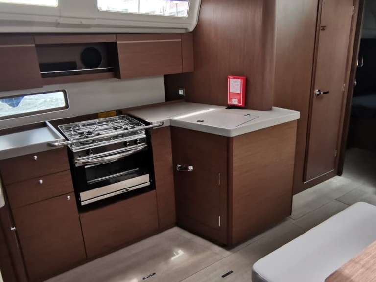 Rent a Bénéteau Oceanis 40.1 Sami