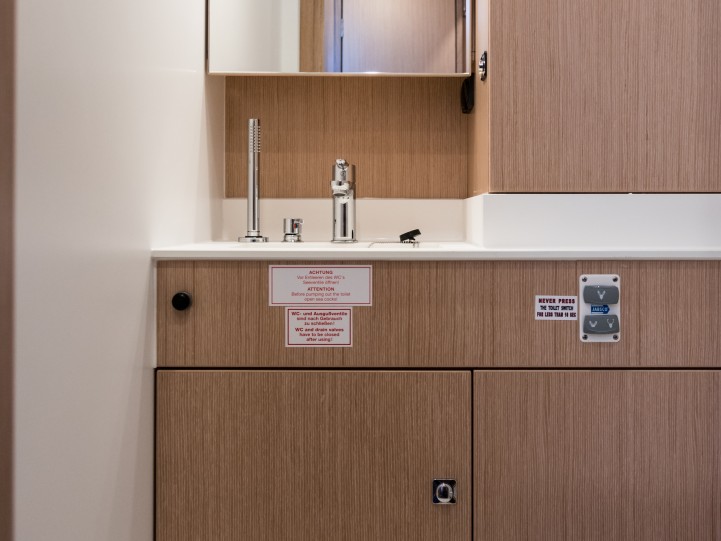 Yacht charter Lefkáda cheap Bavaria C50