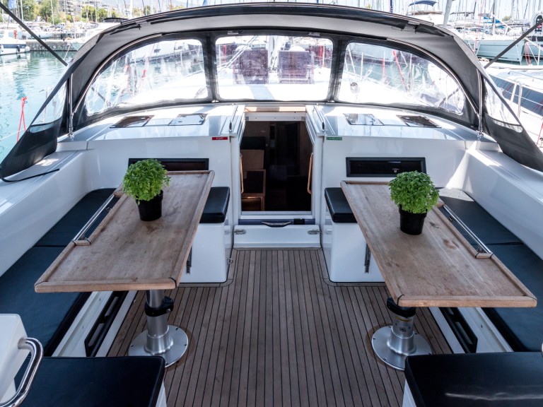 Sailboat rental with or without captain Bavaria Lefkáda