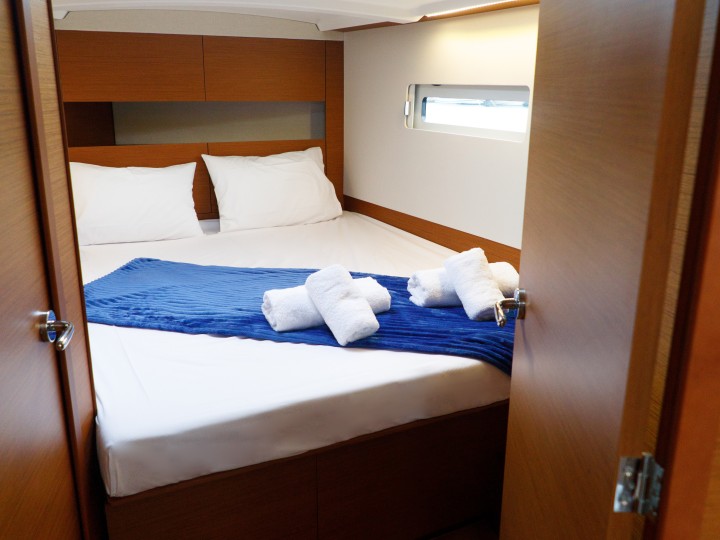 Sailboat rental in Lefkáda - Jeanneau Sun Odyssey 410