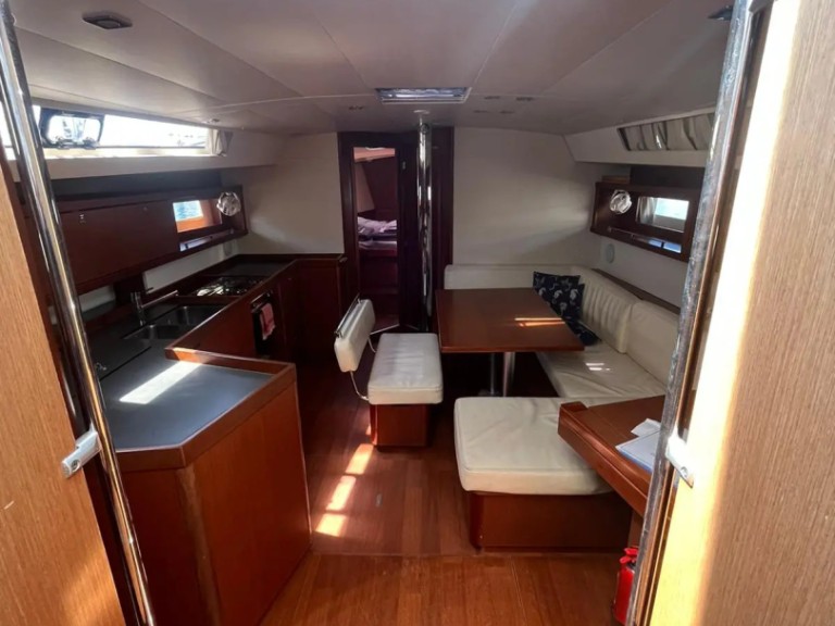 Rent a Bénéteau Oceanis 45 Marmaris (district)