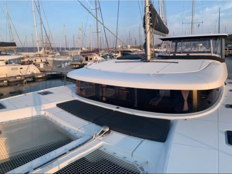 Lagoon Lagoon 42 in Lefkáda on SamBoat