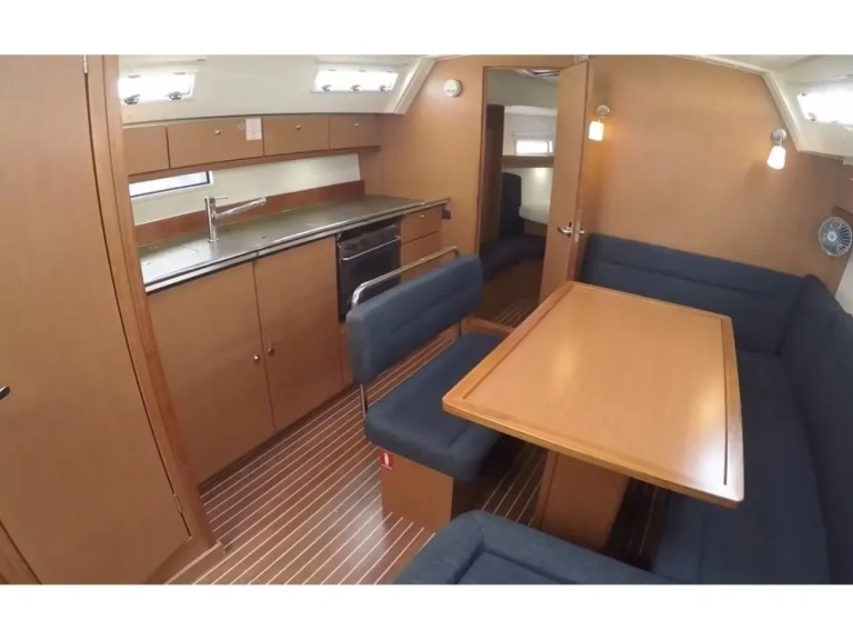 Sailboat rental with or without captain Bavaria Lefkáda