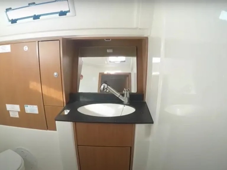 Bareboat Rental Sailboat Bavaria with a boat licence