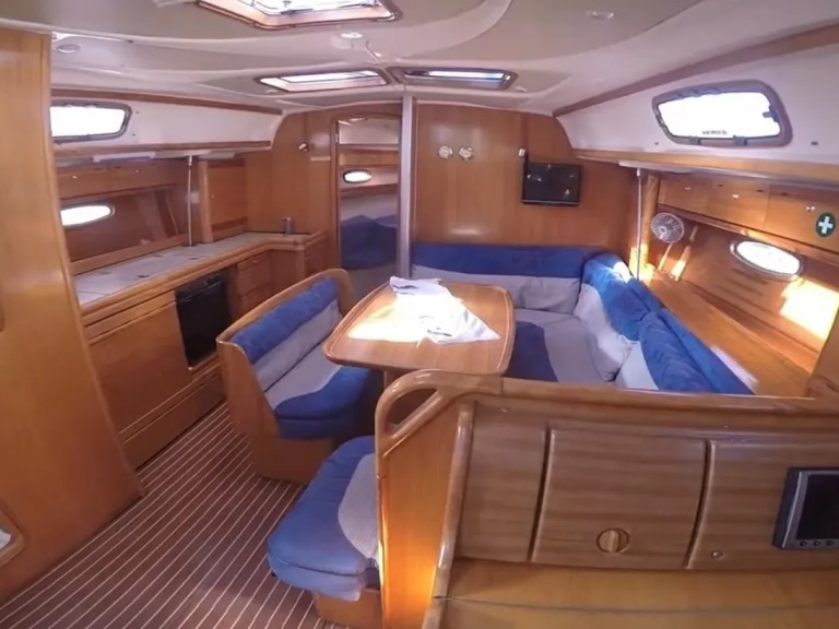 Sailboat rental in Lefkáda - Bavaria Bavaria 39