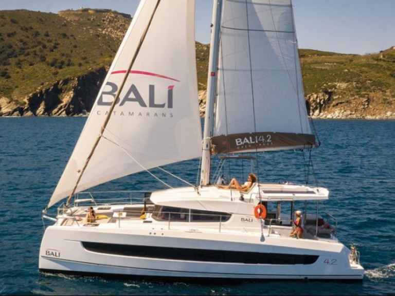 15 BALI 4.2 DY in Ajaccio on SamBoat