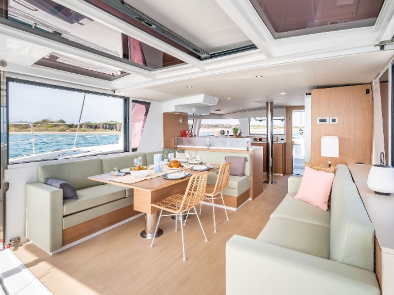 Rent a 15 BALI 4.6 Ajaccio