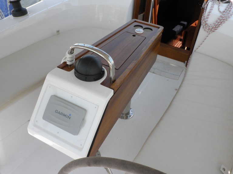 Yacht charter Sukošan cheap Cruiser 34