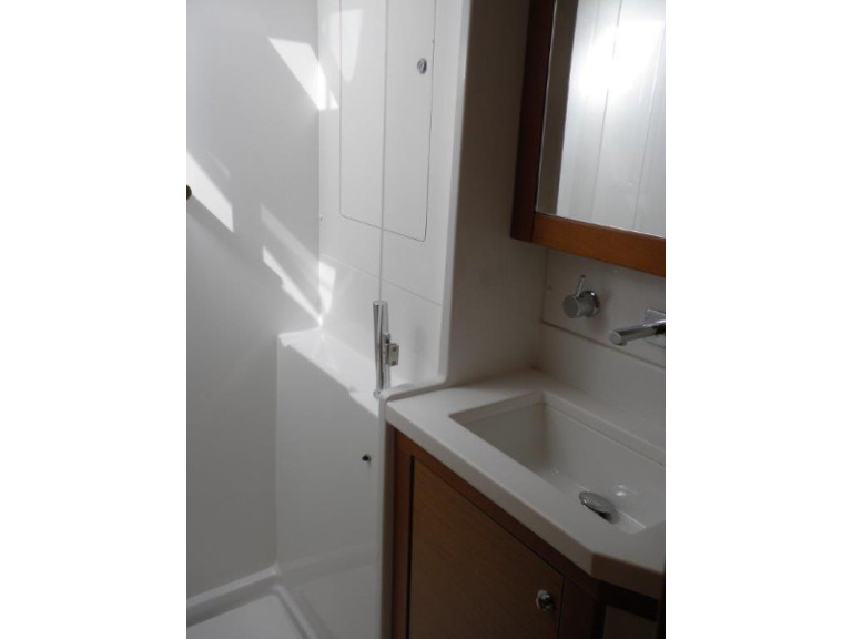 Catamaran for rent Sukošan at the best price