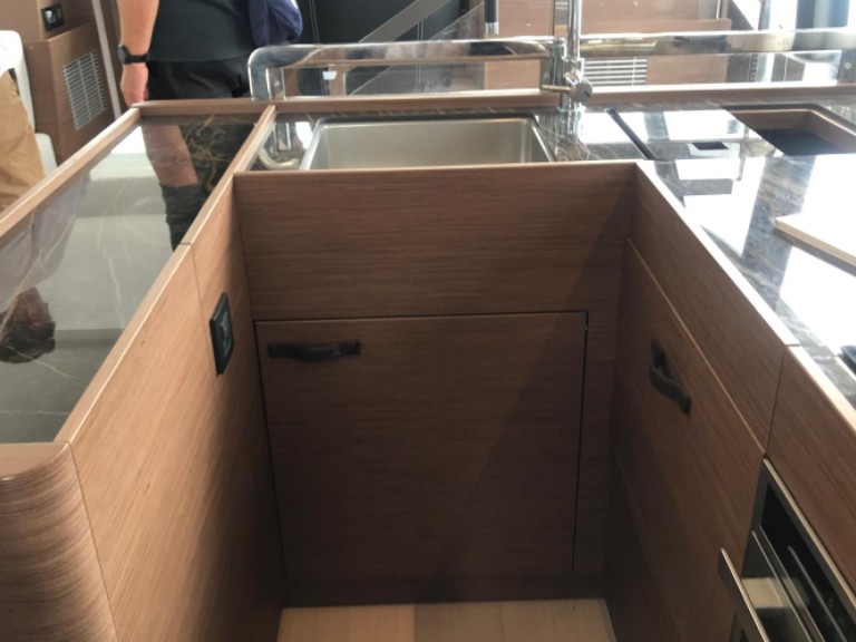 2 PRESTIGE M48 in Ajaccio on SamBoat