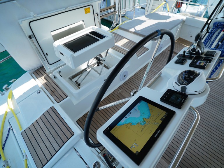 Bareboat Rental Sailboat Jeanneau with a boat licence