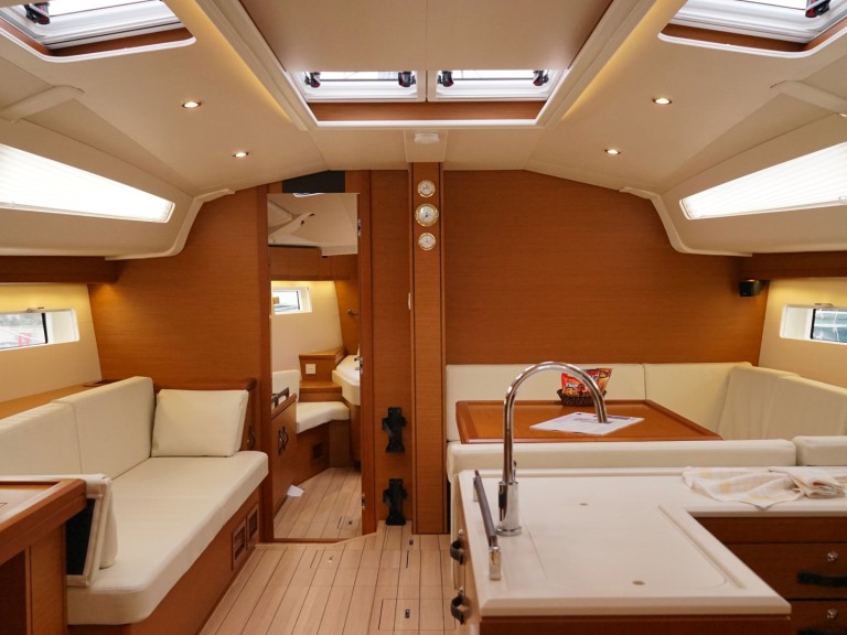 Bareboat Rental Sailboat Jeanneau with a boat licence