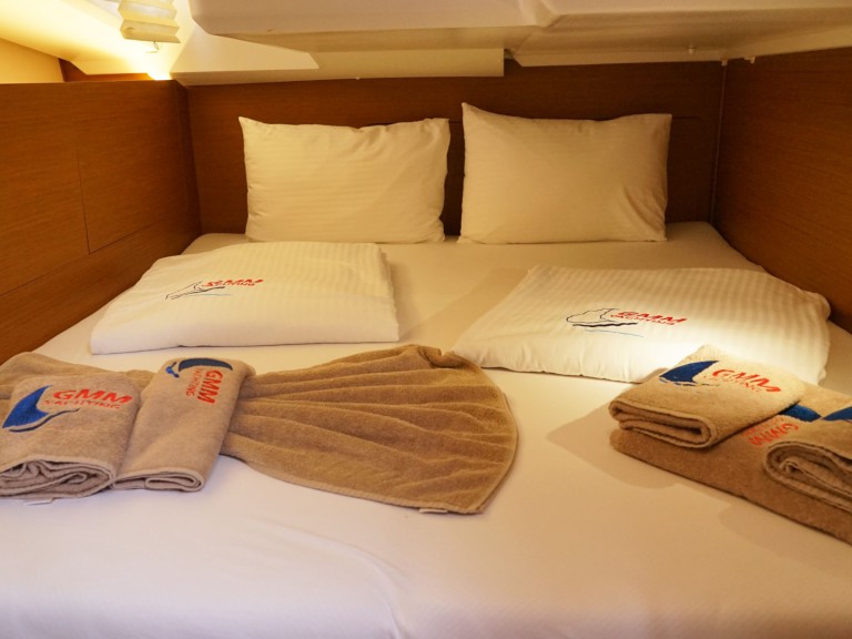 Boat rental Jeanneau Sun Odyssey 440 in Marmaris on Samboat