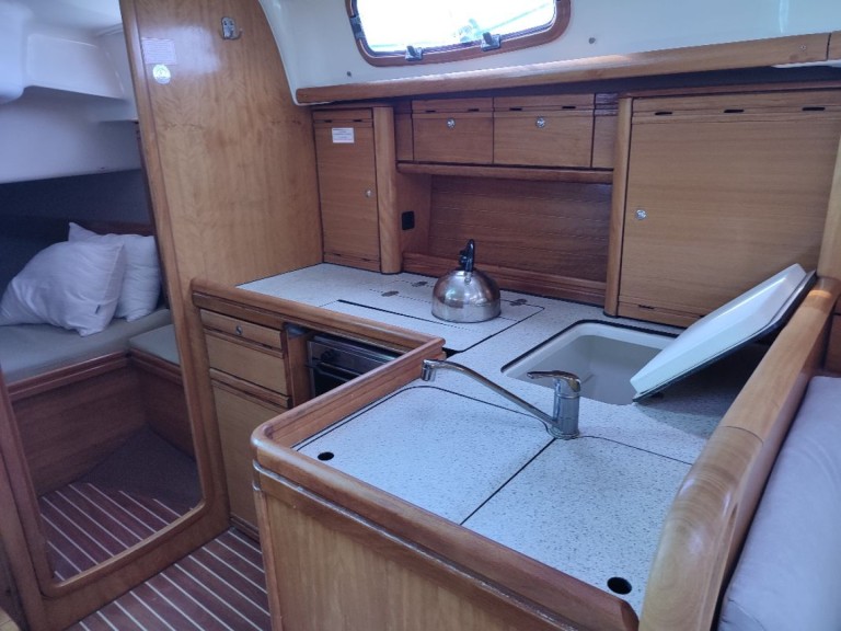 Sailboat for rent Gouvia at the best price