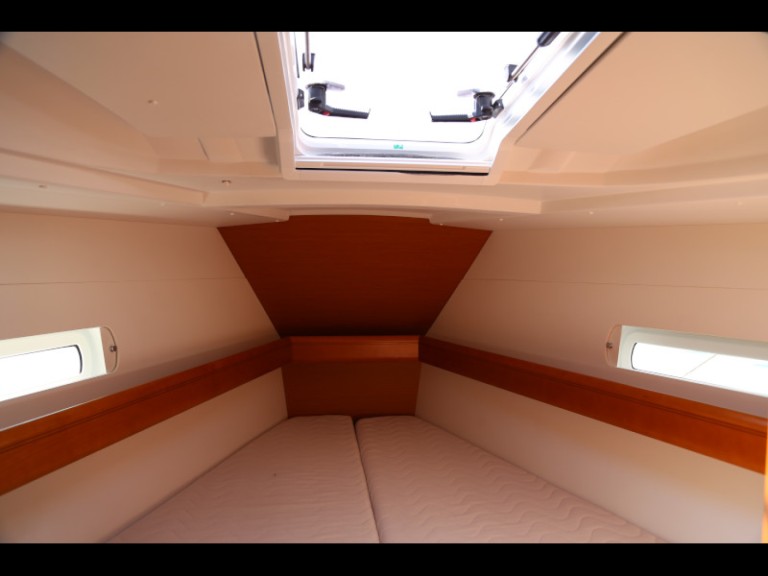 Yacht charter Kaštel Gomilica cheap Sun Odyssey 419